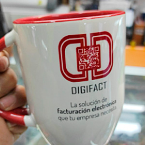 Taza con cuchara